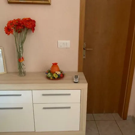 Petra 1 Apartman *